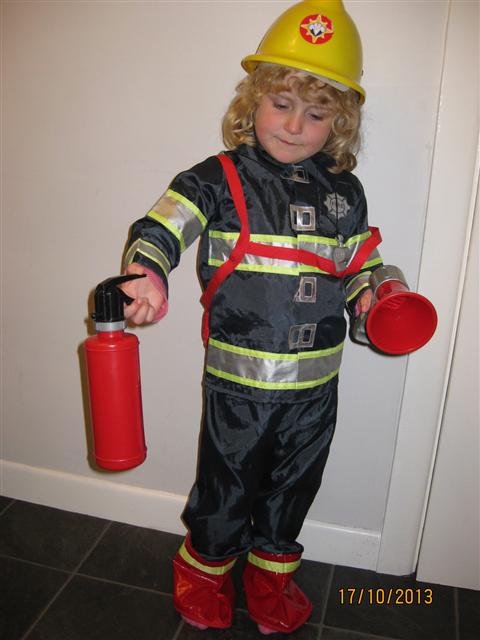 Firemans Outfit  DU9